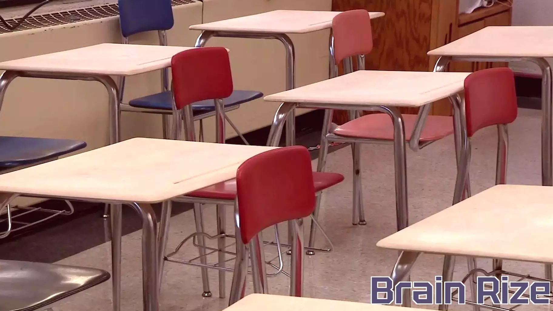 Arizona's New AI Charter School Sparks Debate Over Educational Impact